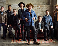 Nathaniel Rateliff & The Night Sweats